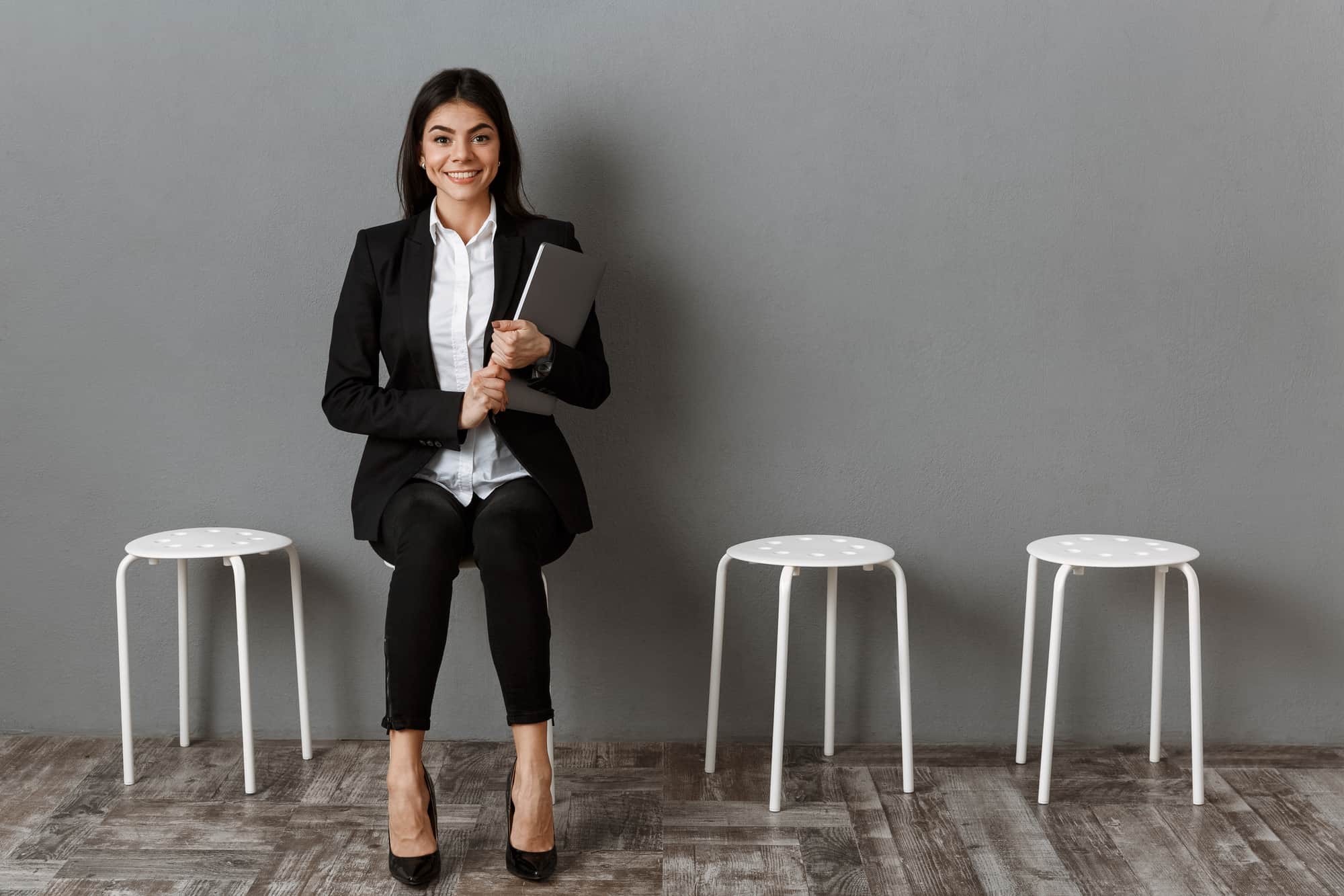 Dress to impress: essential tips to keep in mind for a job interview